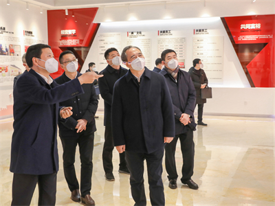 2023年1月，浙江省委常委、組織部長(zhǎng)王成來紅獅集團(tuán)調(diào)研企業(yè)黨建、“未來工廠”、人才建設(shè)等工作